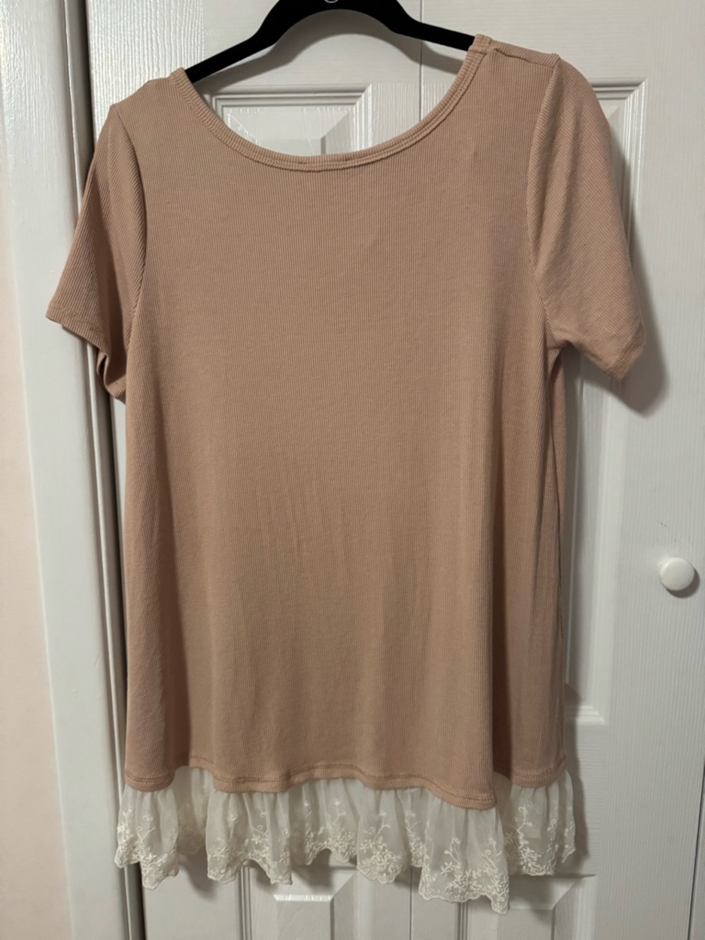 Kori America Ribbed Lace Hem Tunic Top Size Small Tan/ Nude Boho Lace-Up Back